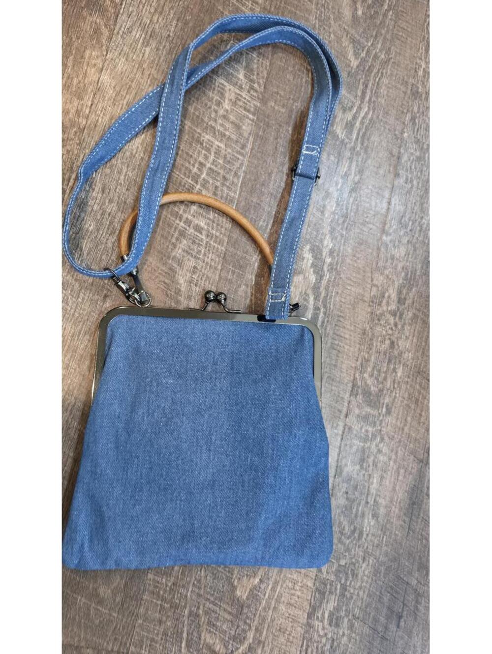 Blue Crossbody Bag Glitter Bow Bag Charm - Picture 6 of 7